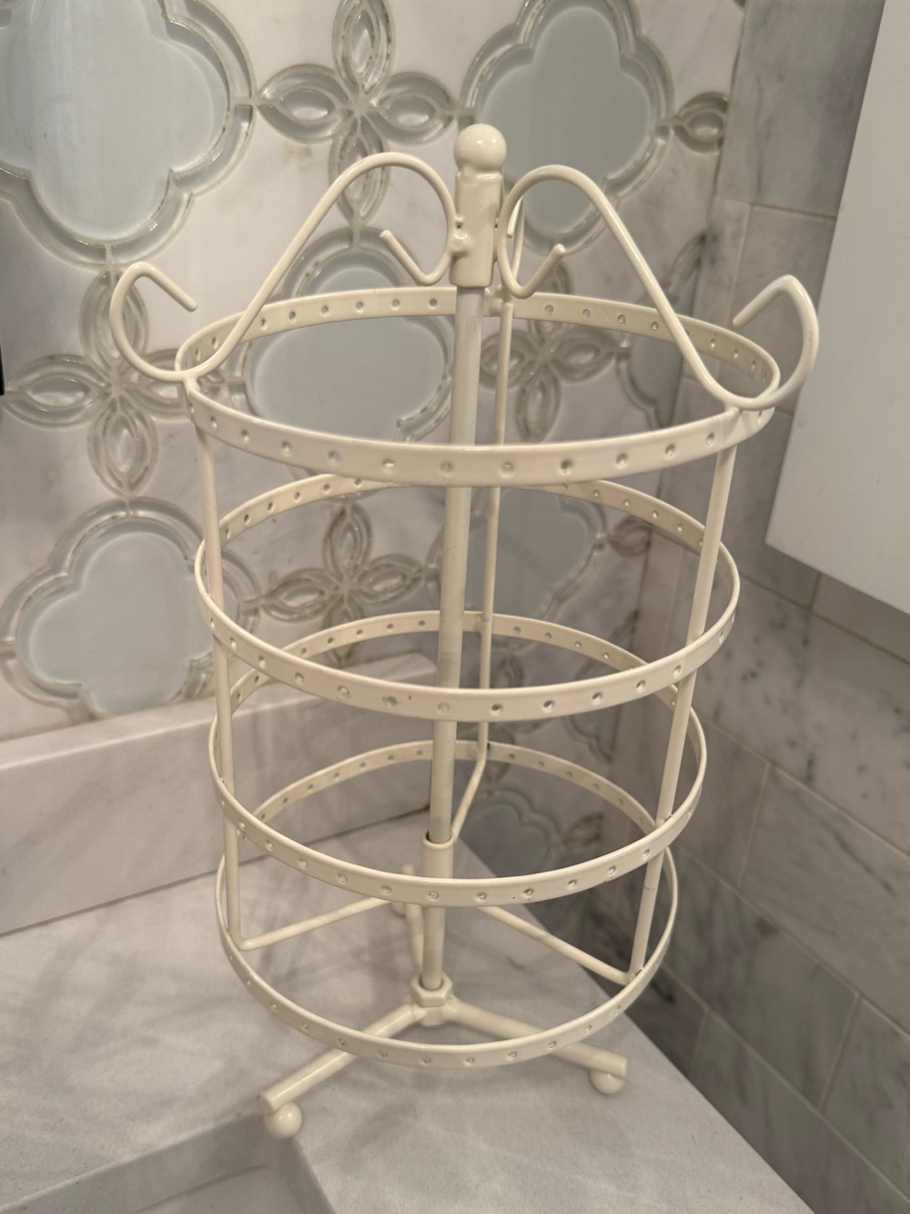 PB TEEN- Earring display stand - 4 tier, twistable metal organizer